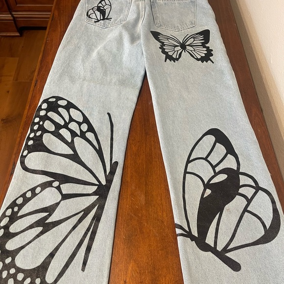 Simple Society Baggy High Rise Light Wash Butterfly Print Jeans Y2K Women's 5/27 - Picture 6 of 10